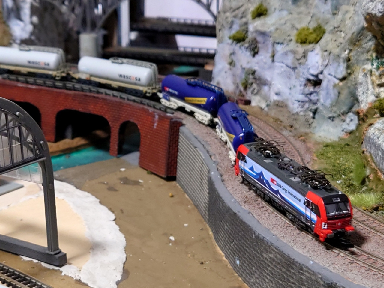 ガラス電車－ドイツ国鉄BR491形 (Gläserner Zug) | kashy's ToyBox