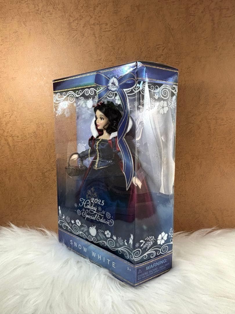 訳あり3【限定品】2025 白雪姫 ホリデースペシャル限定ドール 海外