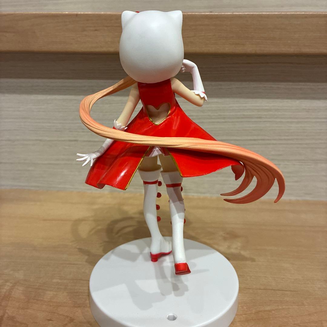 ハローキティといっしょ！ 猫村いろは フィギュア - メルカリ