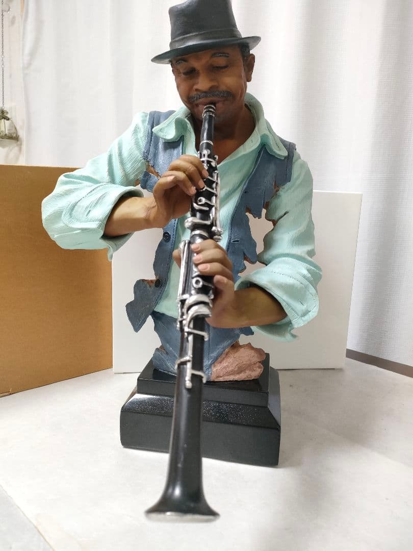 リアル　人形　ミュージック　JAZZ演奏者　BAR　飲食店などに　特大 いよいよ今週金曜日！JAZZ BARに変身🎹／ 大好評のMUSIC NIGHT♪ 今週