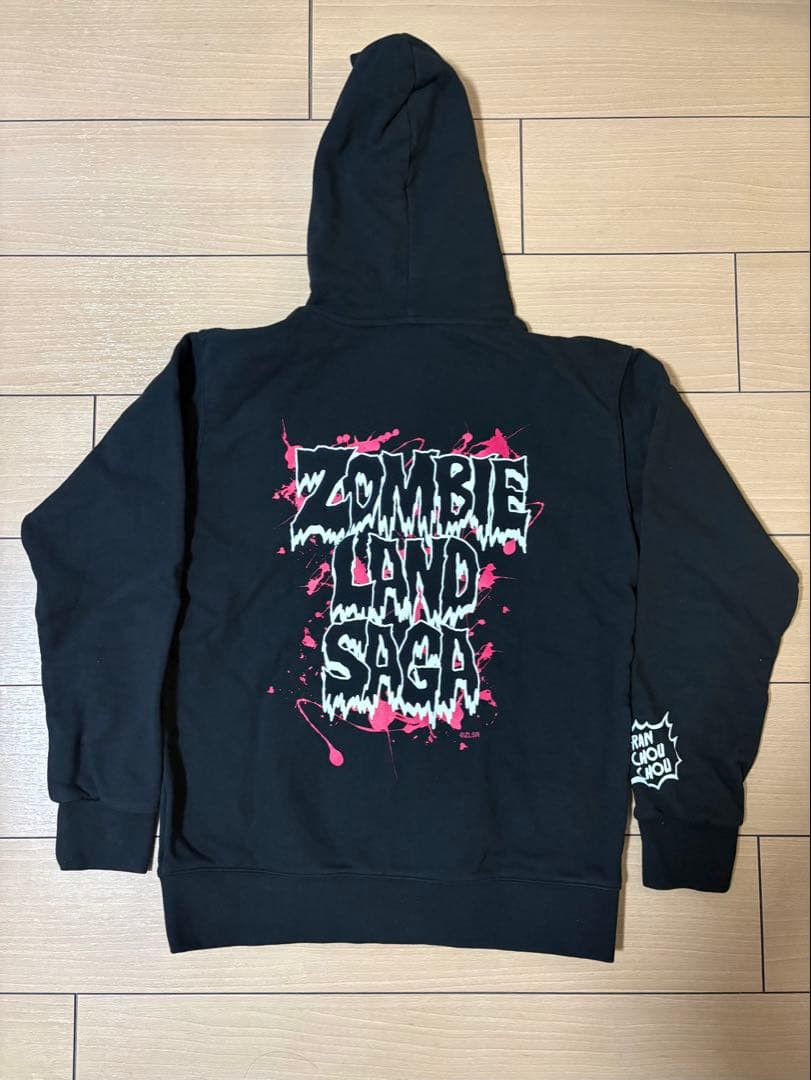 ゾンビランドサガ　フランシュシュ　佐賀よ共にわいてくれ　パーカー ZIPパーカー（M）/ フランシュシュ 佐賀よ共にわいてくれ : ゾンビ